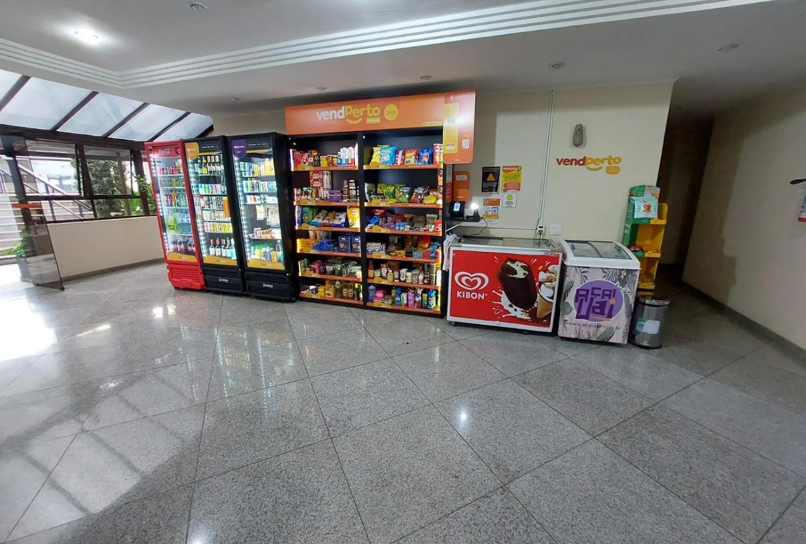 Dois Quartos Hc, Metro E Oscar Freire São Paulo Brasilien